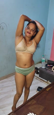 Sexy 'bhabhi ki-foto 