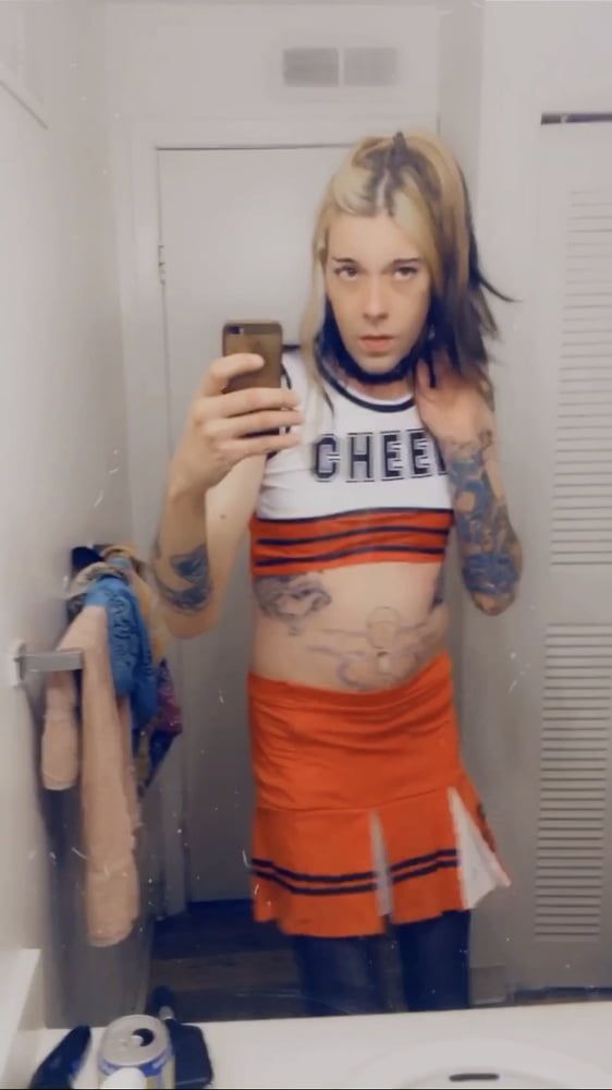 Sexy Cheerleader #49