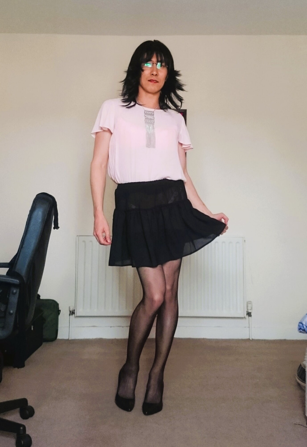 Modelling for a secretary job #2