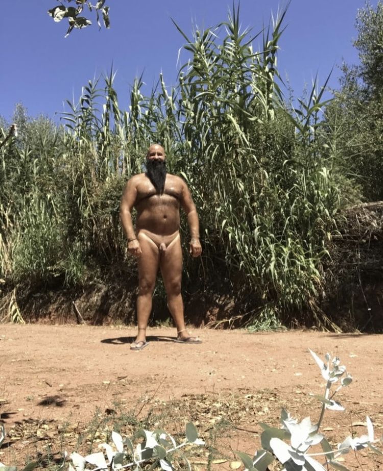 Nudist days in the sun 