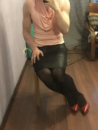 sissy secretary         